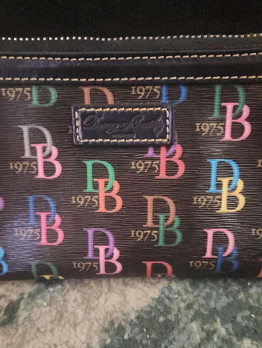 Dooney & Bourke Black Multicolor Logo Wristlet - Picture 2 of 8